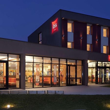 Ibis Beauvais Aeroport Hotel Exterior photo