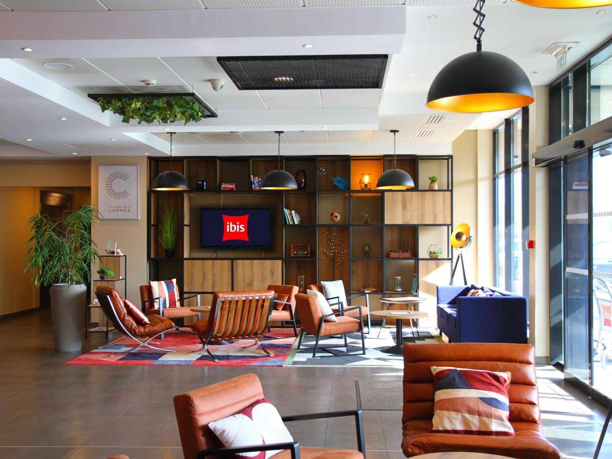 Ibis Beauvais Aeroport Hotel Exterior photo